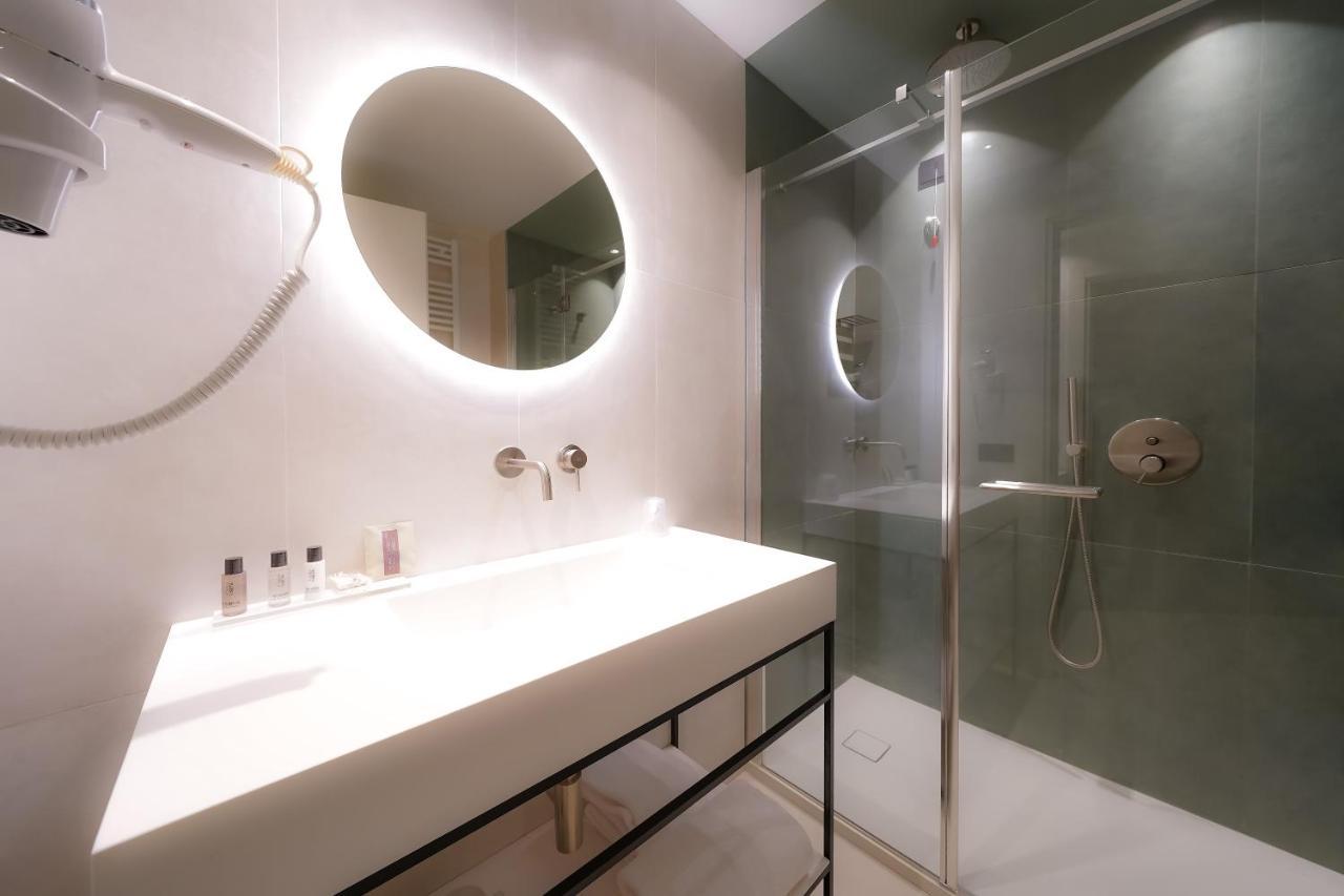 แบร์กาโม อินน์ 21 ภายนอก รูปภาพ Bathroom